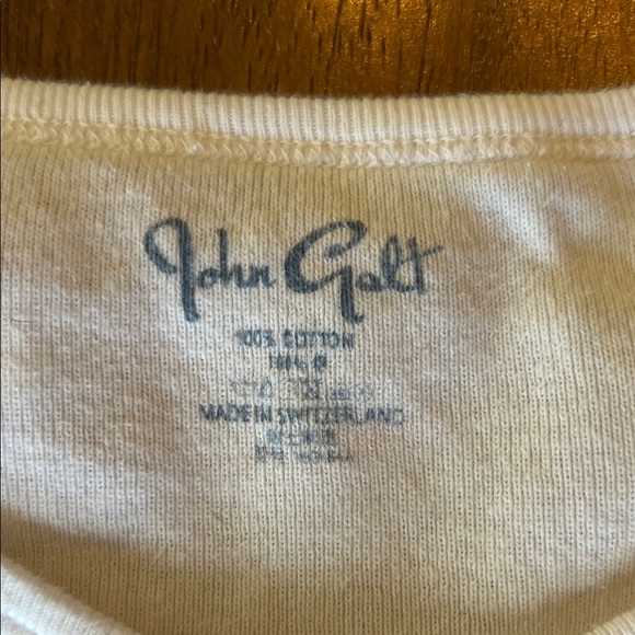 Brandy Melville White Tee with Navy Number Graphic - Picture 3 of 3